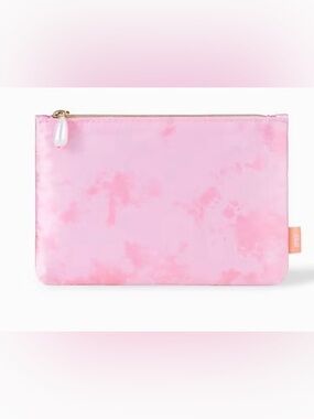 Beauty bundle and bag. Lip liner, eyeshadow pallete and brush, makeup bag